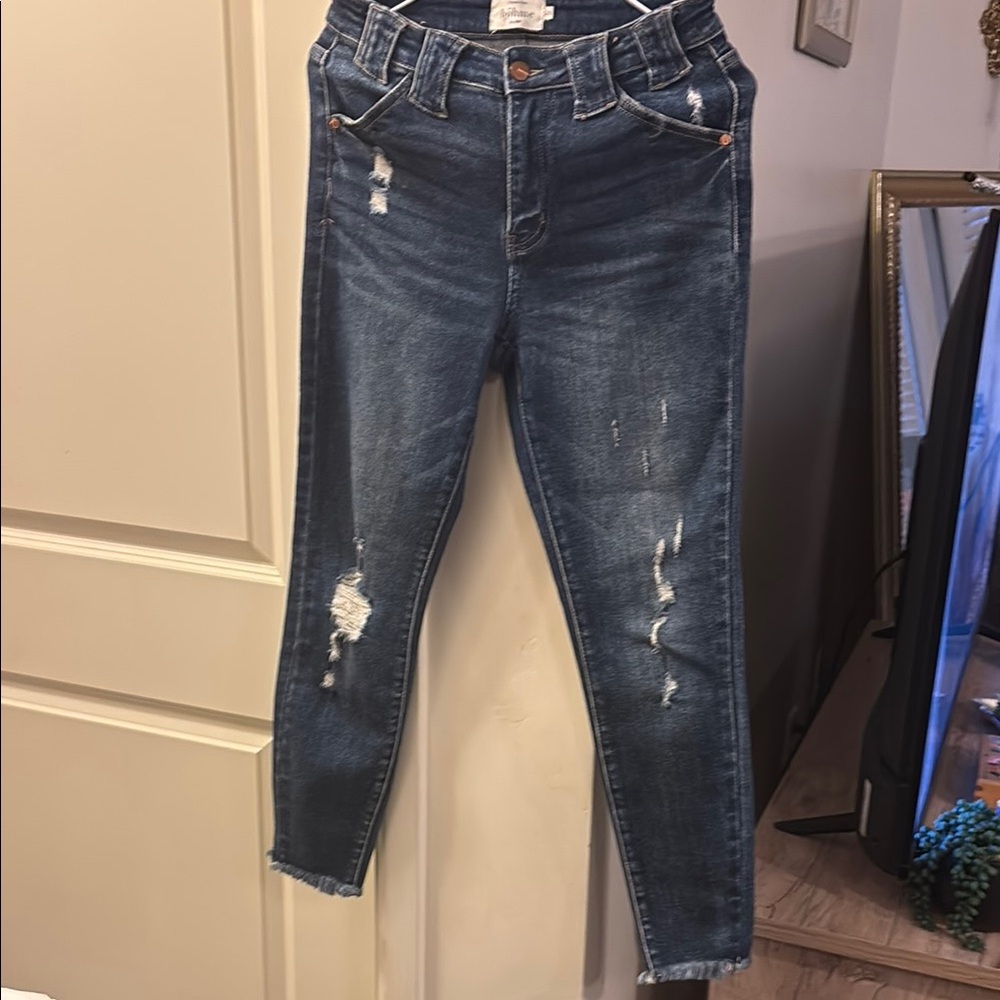 Boheme Blue Ankle Cropped Distressed Jeans